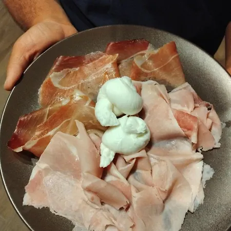 Leukos Relais Ecoretreat Отель типа 