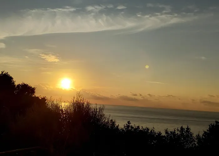 Alojamento de Acomodação e Pequeno-almoço Leukos Relais Ecoretreat 3*