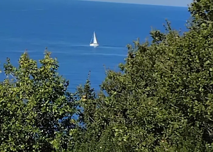 Leukos Relais Ecoretreat Диаманте